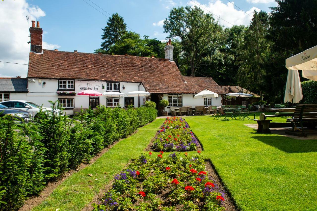 The Withies Inn Godalming Extérieur photo